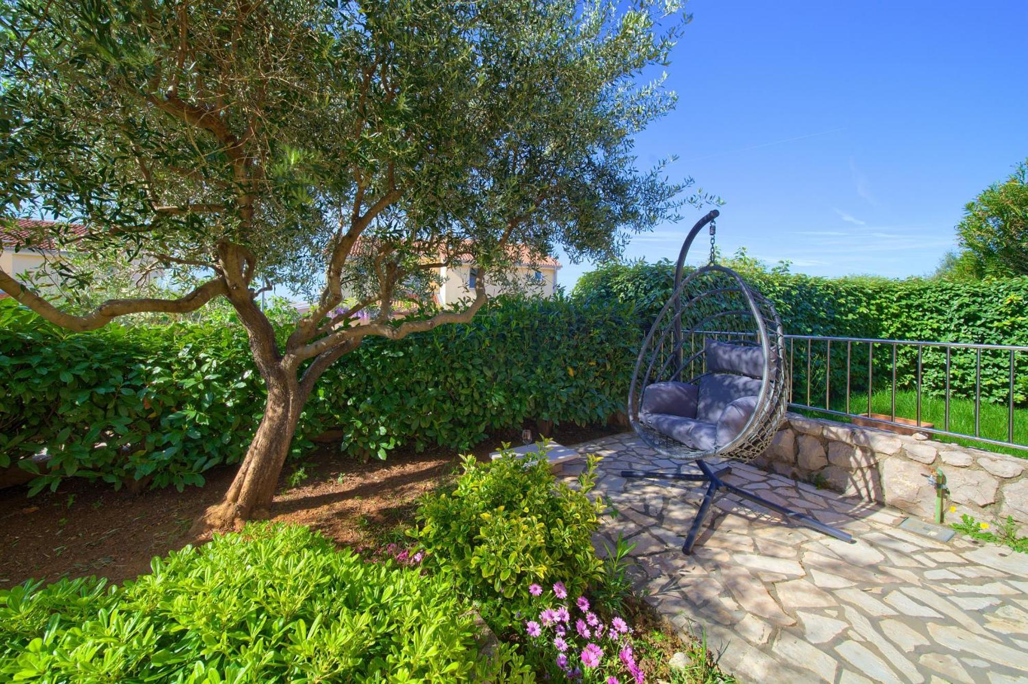 Happy Point Apartment Veglia Exterior foto